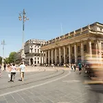 Hôtel La Tour Intendance 